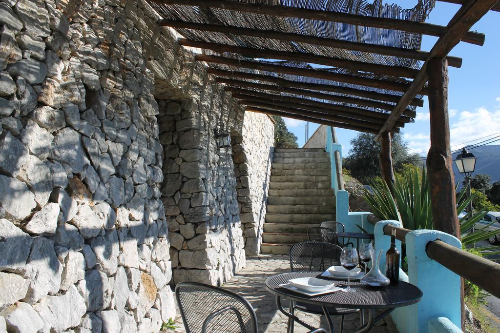 Casas Rurales Juzcar Centro Exteriör bild